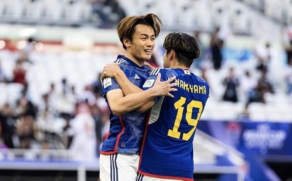 的背景和可 的背景和可