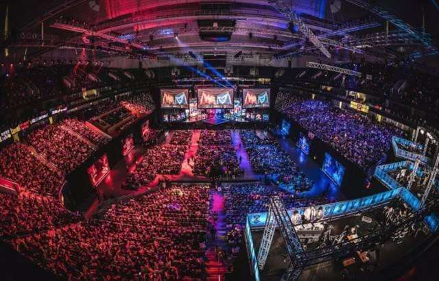 吃掉外塔 吃掉外塔